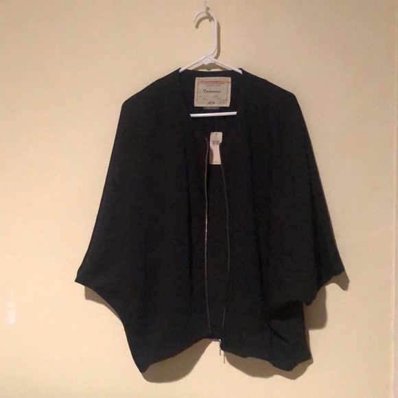 Anthropologie Jackets & Blazers - Anthropologie 1/2 sleeve blazer Anthropologie Jackets & Blazers - Anthropologie 1/2 sleeve blazer